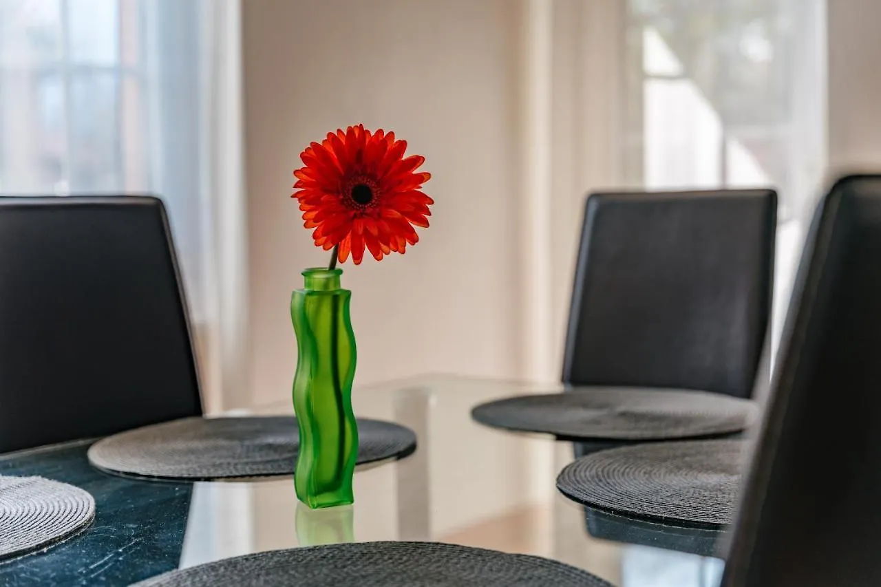 Mary Rose Apartments Oliveto Lario