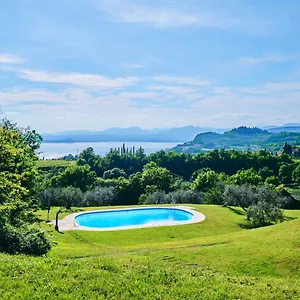 https://apartmentsgarda-casa-lore.hotelinveneto.com